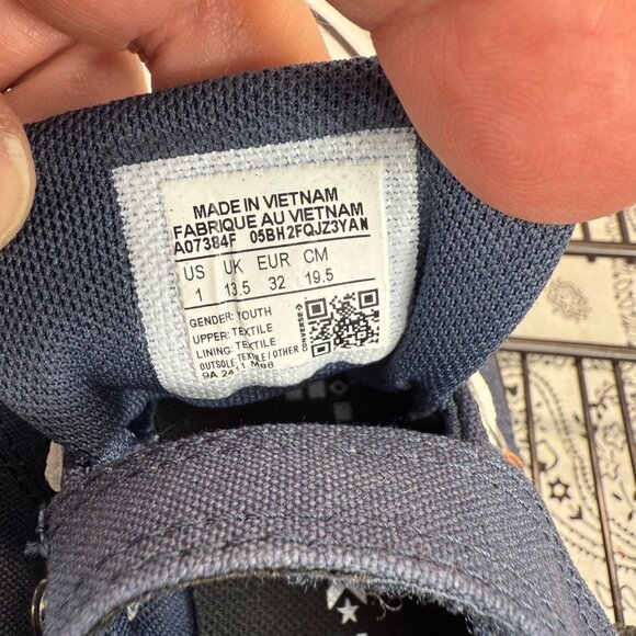 NEW Chuck Taylor All Star Malden Street Easy On Boys Size 1 Blue Sneakers - Picture 7 of 9